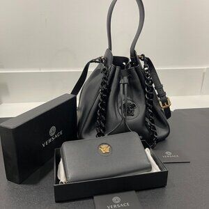 Versace Grained Calfskin La Medusa Bucket Bag and Wallet Black (JB1077)